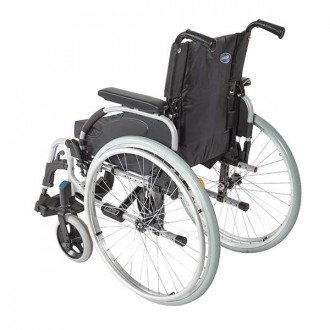 Кресла-коляска с ручным приводом Invacare Action 2 NG в Новосибирске