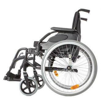Кресло-коляска с ручным приводом Invacare Action 3 NG в Новосибирске
