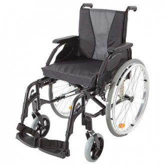 Кресло-коляска с ручным приводом Invacare Action 3 NG в Новосибирске