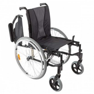 Кресло-коляска с рычажным приводом Invacare Action 3 NG в Новосибирске