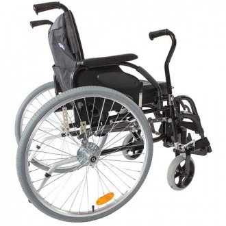 Кресло-коляска с рычажным приводом Invacare Action 3 NG в Новосибирске