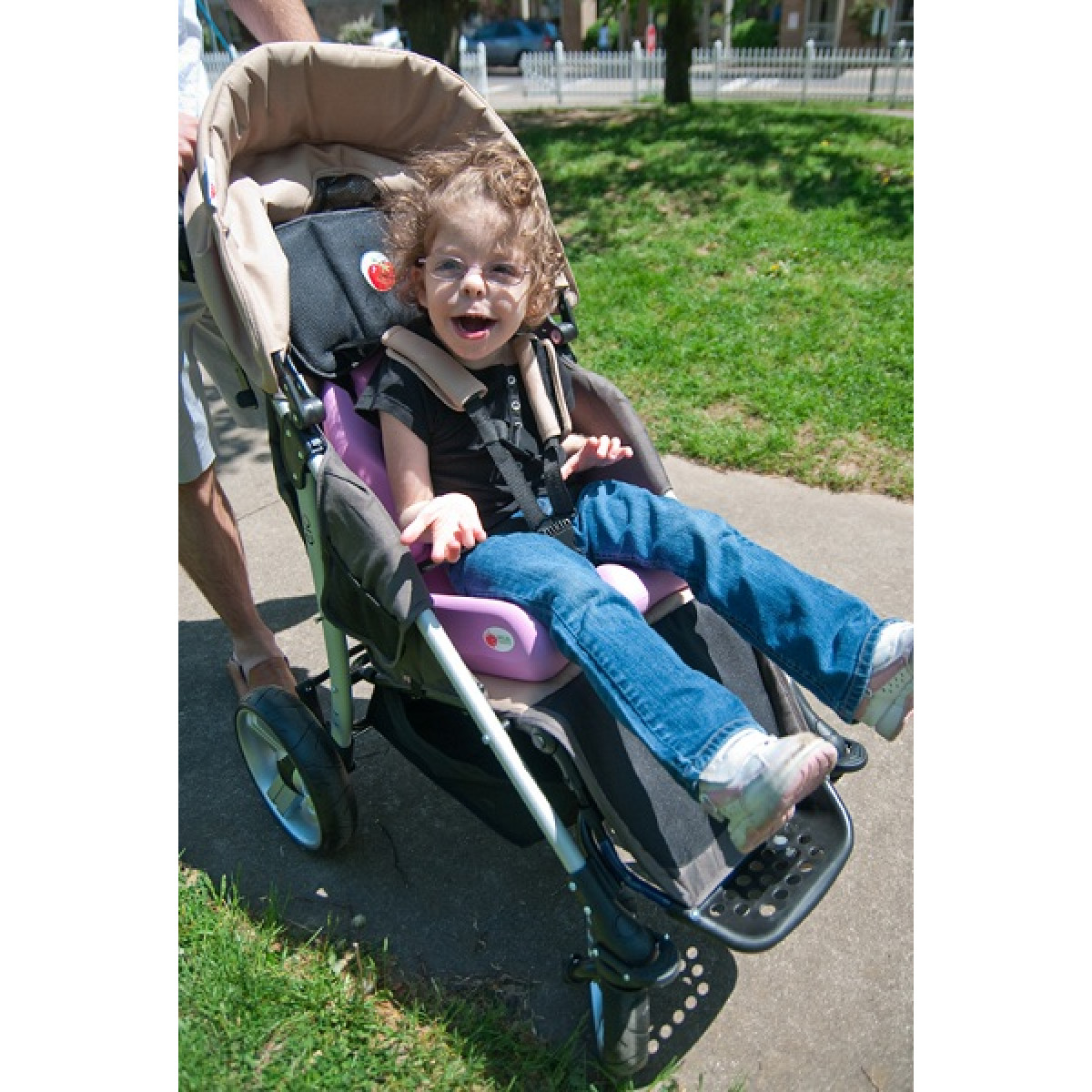 Сиденье коляска для ребенка. Special Tomato EIO прогулочная коляска. Томато коляска для ДЦП. Томато специал коляска для ДЦП. Коляска для детей ДЦП Special Tomato.