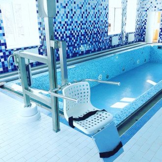 Стационарный подъёмник для бассейна Physioteсhnica вертикальный в Новосибирске