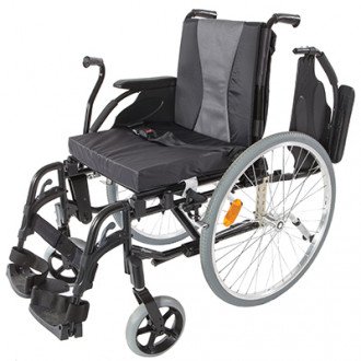 Кресло-коляска с рычажным приводом Invacare Action 3 NG в Новосибирске